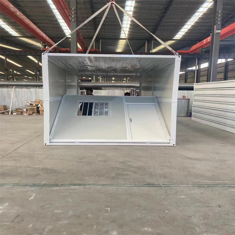 Mobile folding house manufacturer analyzes installation process